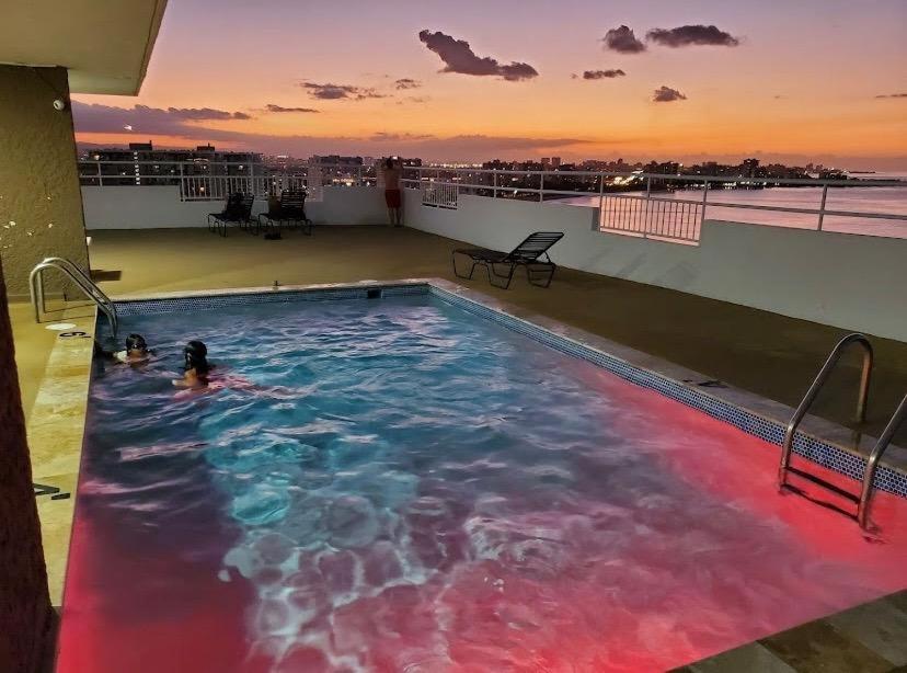Sea Breezer Vacation Ocean Front En Condominio Playa Mar サンジョアン エクステリア 写真