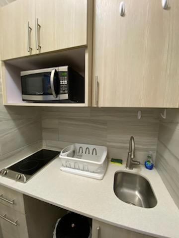 Sea Breezer Vacation Ocean Front En Condominio Playa Mar サンジョアン エクステリア 写真